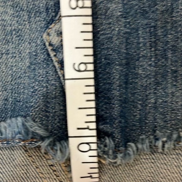 Wanama size 26 women’s Blue Denim Mini Skirt - some STAINING on behind - Picture 10 of 15